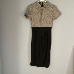 Gently used business dress, fitted in great condition